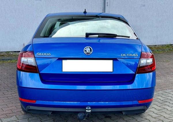 Skoda Octavia cena 59900 przebieg: 148000, rok produkcji 2018 z Chorzów małe 497